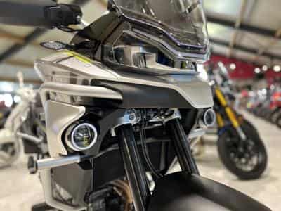 CF Moto MT EXPLORER (2024) - Foto 9