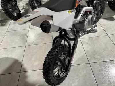 YCF Lite F S (2024) - Foto 3