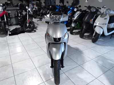 Peugeot Tweet EVO  4T Classe A 25km/h ou B 45 km/h (2024) - Foto 2