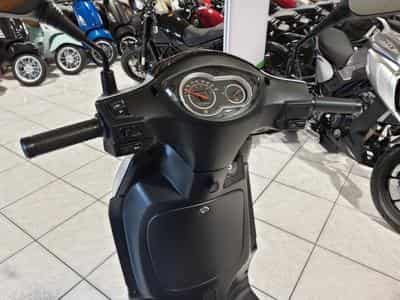 Peugeot Tweet EVO  4T Classe A 25km/h ou B 45 km/h (2024) - Foto 5