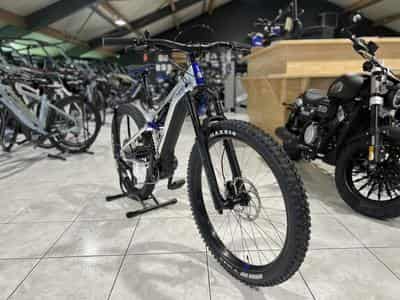 Yamaha Moro 07 30 TH M Rock Shox 160 mm, Magura freins 4 pistons,  PW série (2026) - Foto 2