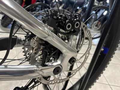 Yamaha Moro 07 30 TH M Rock Shox 160 mm, Magura freins 4 pistons,  PW série (2026) - Foto 6