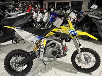 YCF Pilot F S Démarreur électrique (2024) - Photo 1