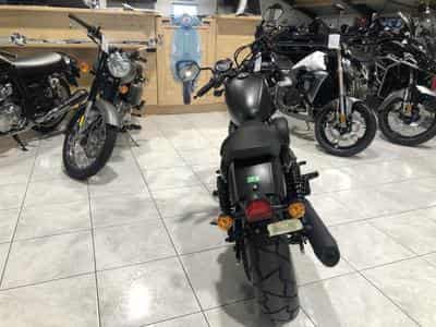 Hyosung Aquila BOBBER V-TWIN (2024) - Foto 3