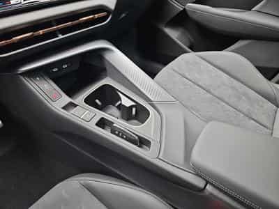 Cupra Terramar 2.0 TSI DSG 265 VZ 4Drive (2025) - Photo 11