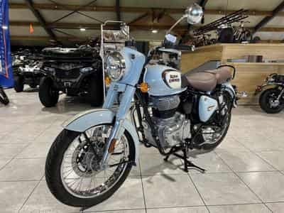 Royal Enfield Classic 350 (2023) - Photo 2