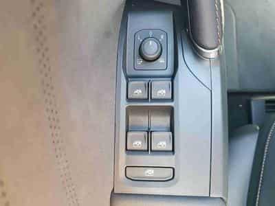 Cupra Leon 1.5 eTSI 150 DSG (2025) - Photo 9