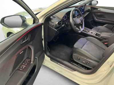 Cupra Leon 1.5 eTSI 150 DSG (2025) - Photo 15