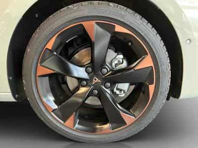 Cupra Leon 1.5 eTSI 150 DSG (2025) - Photo 6