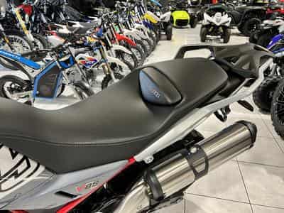 Moto Guzzi V85 TT (2026) - Photo 5