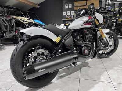 Indian 101 Scout Classic Ltd + Tech White  Metallic  w/ graphics (2026) - Photo 3