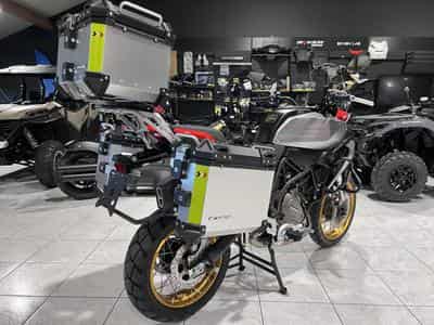 QJmotor SRT 700 SX TOURING (2026) - Foto 3