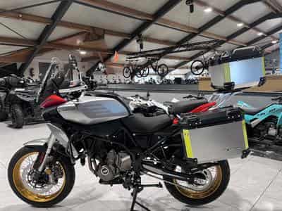 QJmotor SRT 700 SX TOURING (2026) - Foto 4