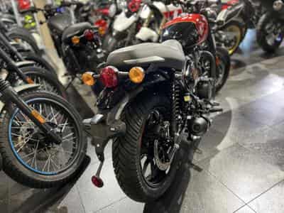 Royal Enfield Hunter 350 REBEL RED (2026) - Photo 3