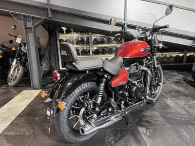 Royal Enfield Meteor SUPERNOVA RED (2024) - Photo 2