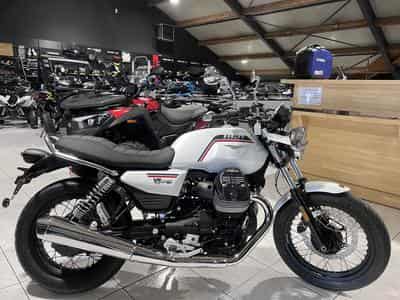Moto Guzzi V7 SPECIAL (2026) - Photo 1