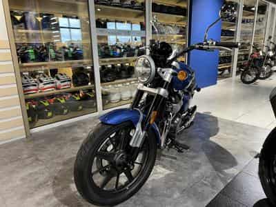 Royal Enfield Meteor bleu Astral (2024) - Photo 2