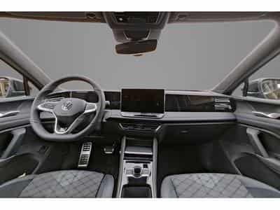 VW Tiguan 1.5 eTSI 150 DSG R-Line (2025) - Photo 8