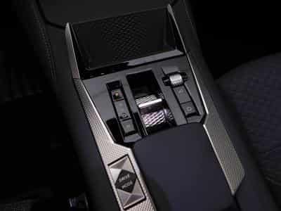 DS Automobiles DS4 1.2 PureTech 136 e-DCS6 Pallas (2025) - Photo 15