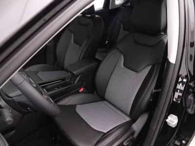 Jeep Compass 1.5 T4 e-Hybrid 131 DCT Altitude (2025) - Photo 8