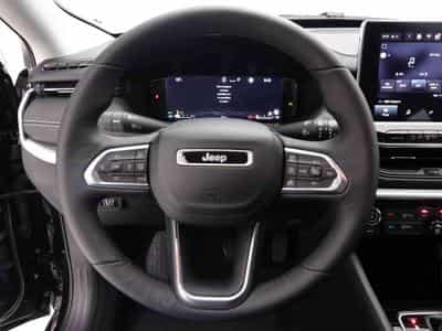 Jeep Compass 1.5 T4 e-Hybrid 131 DCT Altitude (2025) - Photo 9