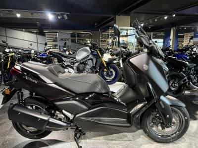 Yamaha X-Max TECH MAX (2026) - Photo 1