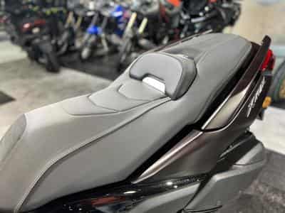 Yamaha X-Max TECH MAX (2026) - Photo 4