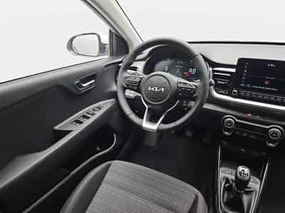 Kia Stonic 1.0 T-GDI 100 Vision (2026) - Photo 8