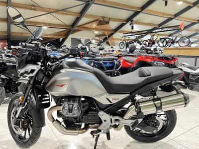 Moto Guzzi V85 TT  Strada (2026) - Foto 4