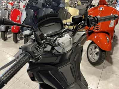 Aprilia SR GT SPORT GREY BLACK (2026) - Foto 5