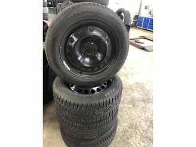 Jantes acier + Pneus 17" 235/55 R17 103V (2026) - Photo 1