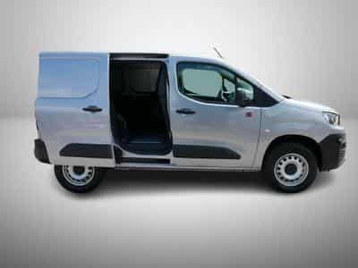 Peugeot Partner 1.5 BlueHDI 131 L1 Dangel 4x4 (2025) - Foto 4