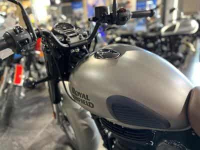 Royal Enfield Classic 350 Grey (2026) - Foto 5