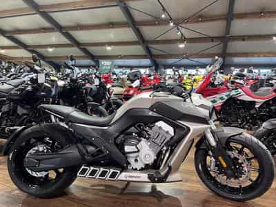 Benda LFC 700 (2025) - Foto 1