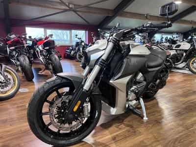 Benda LFC 700 (2025) - Foto 2