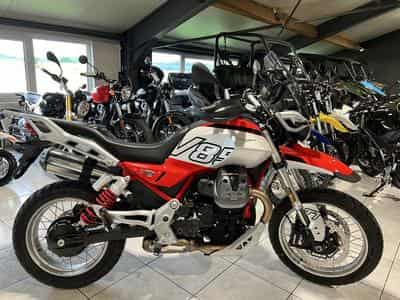 Moto Guzzi V85 TT (2026) - Photo 1