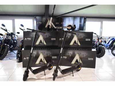 A-TO Ultron E-scooter 350 W 25km/h (2026) - Photo 2