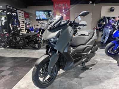 Yamaha X-Max (2026) - Photo 2