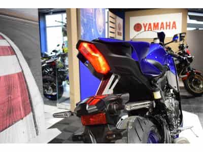 Yamaha R7 (2026) - Photo 6