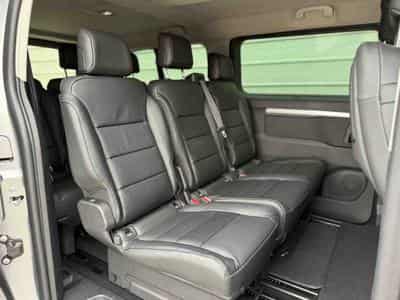 Peugeot Traveller 2.0 BlueHDI 180 AT8 Kombi L3 Premium (2025) - Foto 12