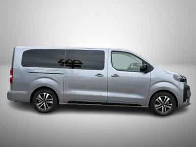 Peugeot Traveller 2.0 BlueHDI 180 AT8 Kombi L3 Premium (2025) - Foto 2