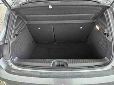 Renault Clio 1.0 TCE EDC 90 Evolution (2025) - Foto 9