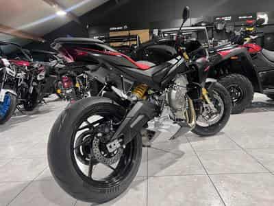 Aprilia Tuono 660 660 Factory (2026) - Photo 3