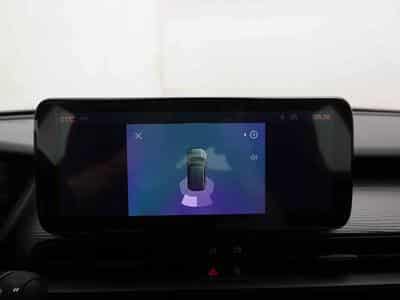 Jeep Avenger 1.2 MHEV DCT Longitide (2025) - Foto 10