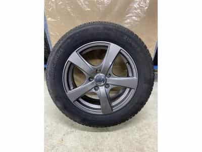 Jantes alu + Pneus h 16" 215/60 R16 99H (2026) - Photo 1