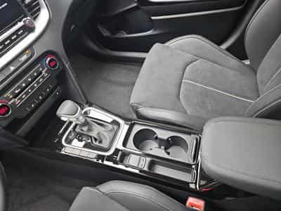 Kia XCeed 1.6 T-GDI DCT 140 GT-LINE (2026) - Photo 9