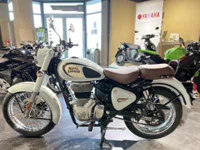 Royal Enfield Classic 350 (2024) - Photo 4
