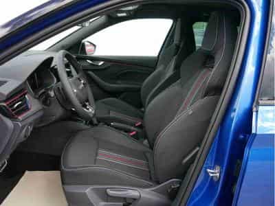 Skoda Kamiq 1.5 TSi 150 DSG Monte Carlo (2026) - Foto 7