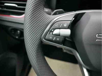 Skoda Kamiq 1.5 TSi 150 DSG Monte Carlo (2026) - Foto 11