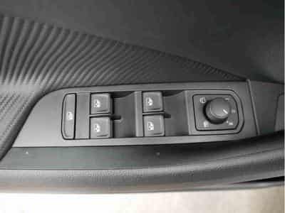 Skoda Kamiq 1.5 TSi 150 DSG Monte Carlo (2026) - Foto 15